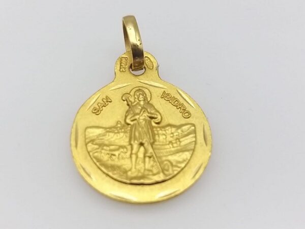 Medalla-de-San-Isidro-de-15mm-de-Oro