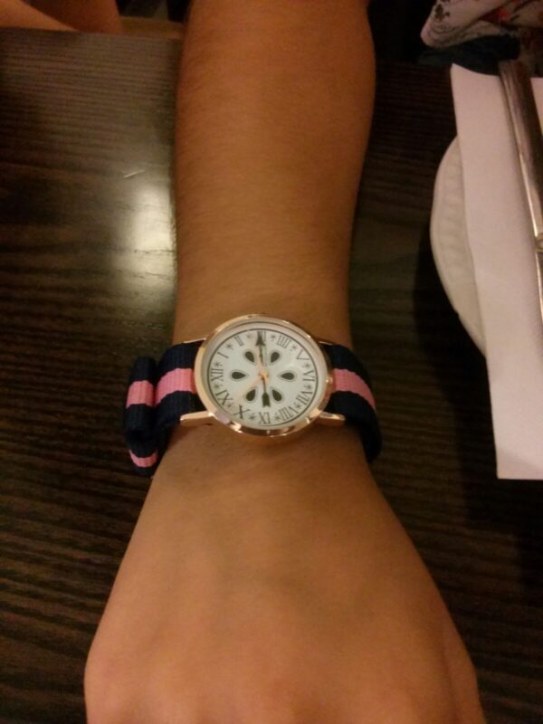 Medallas de oro plata Reloj del Camino de Santiago con Caja Oro Rosa de 32mm NATO Azul-Rosa-Azul Venta on line de Relojes y Medallas religiosas Reloj del Camino de Santiago 32mm Oro Rosa NATO Azul-Rosa-Azul