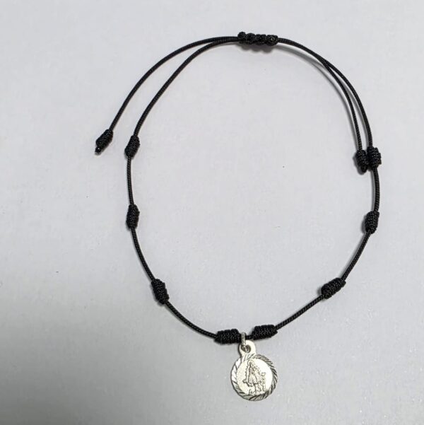 Pulsera-de-Nudos-negra-de-la-Virgen-de-Cortes