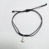 Pulsera-macrame-negra-Virgen-de-Covadonga