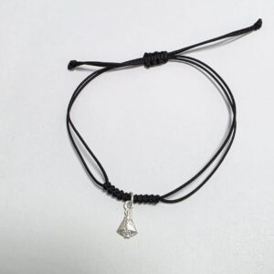 Pulsera-macrame-negra-Virgen-de-Covadonga