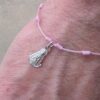 Pulsera-nudos-macrame-Rosa-Claro-Virgen-del-Rocio-Plata